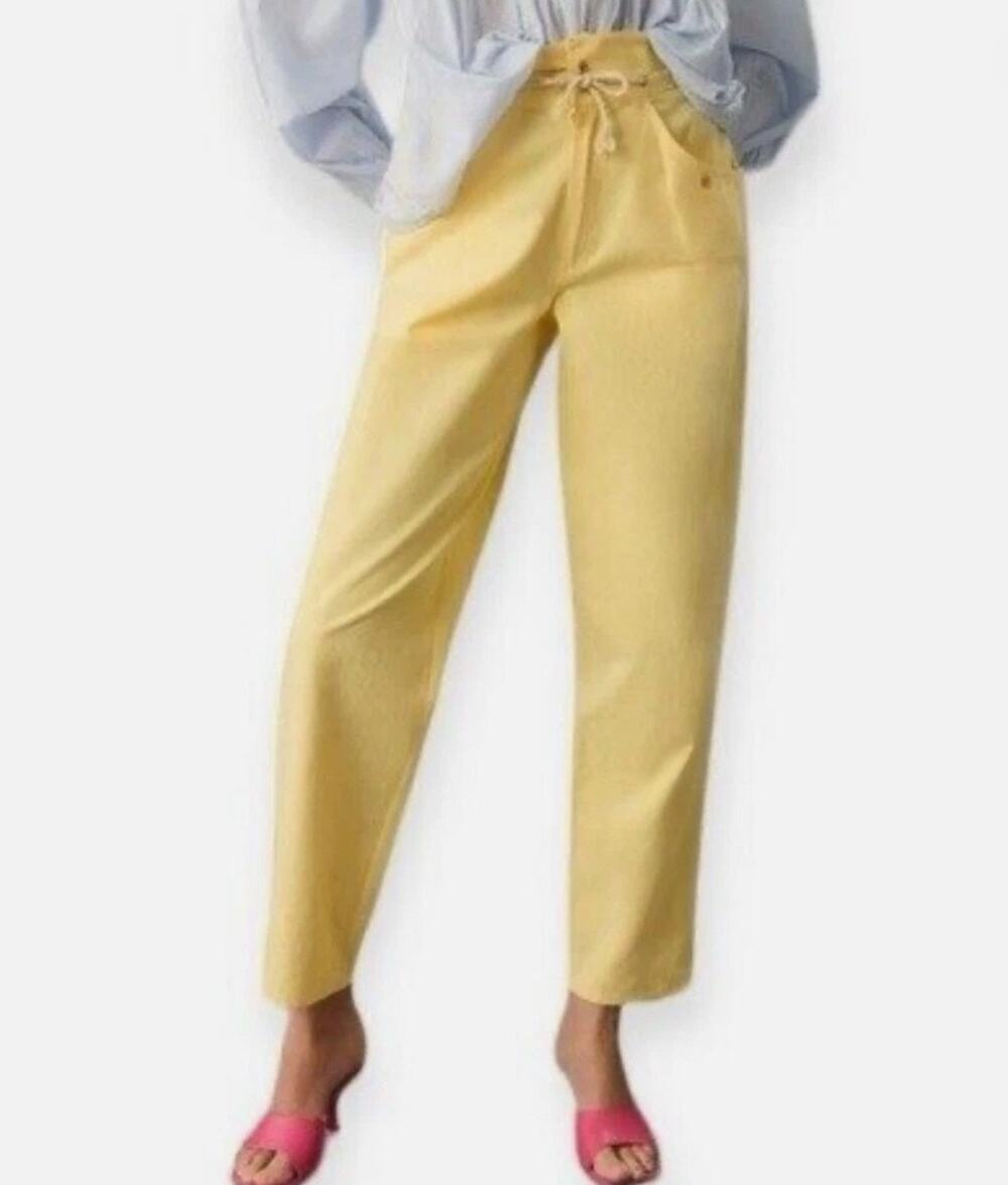 Anthropologie Antik Batik Kim
Trouser Size 42/Large
Buttercream Yellow - NEW